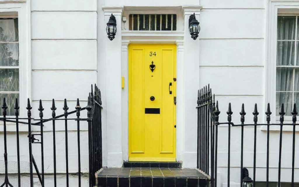 노란색 문